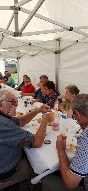 repas benevoles sept (9).jpg